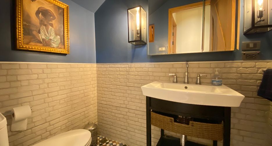 For sale 4 bedrooms house in Phrao, Chiang Mai