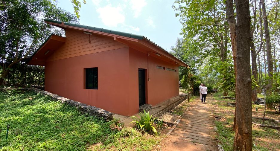 For sale 4 bedrooms house in Phrao, Chiang Mai