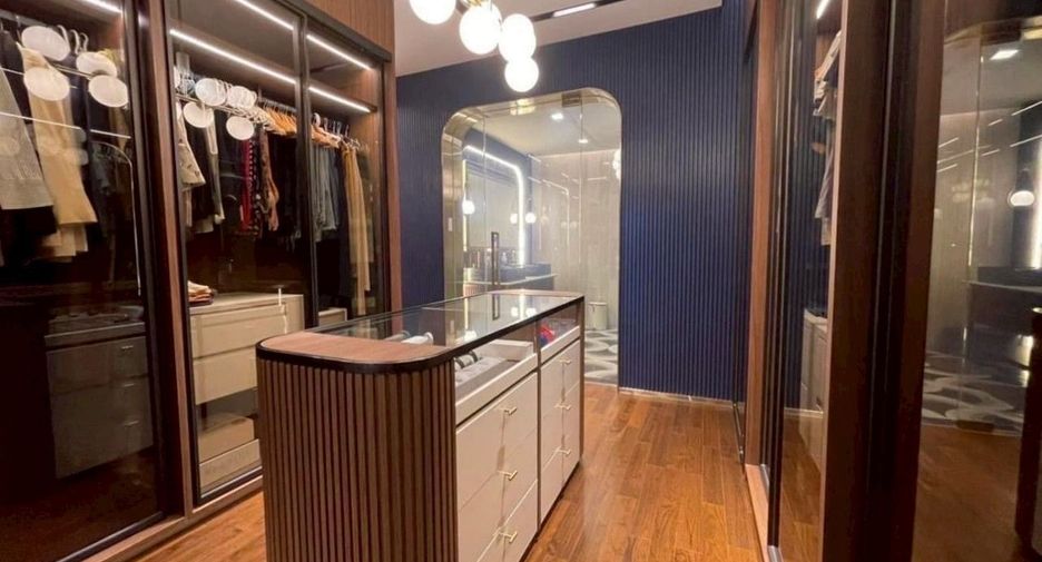 Casa en venta de 5 habitaciones en Saphan Sung, Bangkok