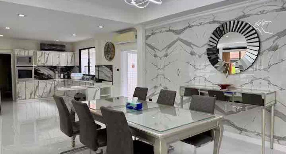 For rent 4 ベッドルーム villa in Bang Lamung, Chonburi