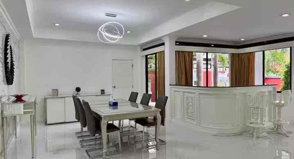 For rent 4 ベッドルーム villa in Bang Lamung, Chonburi