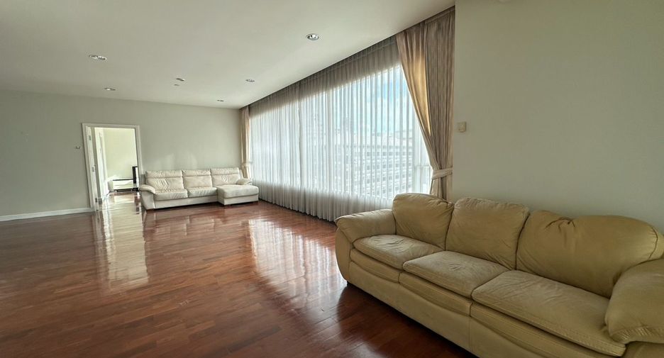 For sale 2 Beds condo in Khlong Toei, Bangkok