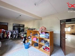 For sale 8 Beds house in Din Daeng, Bangkok