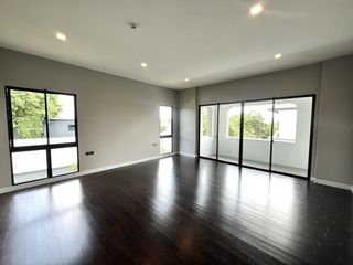 For sale 4 bedrooms house in Khan Na Yao, Bangkok