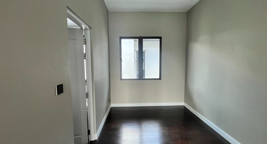 Casa en venta de 4 habitaciones en Khan Na Yao, Bangkok