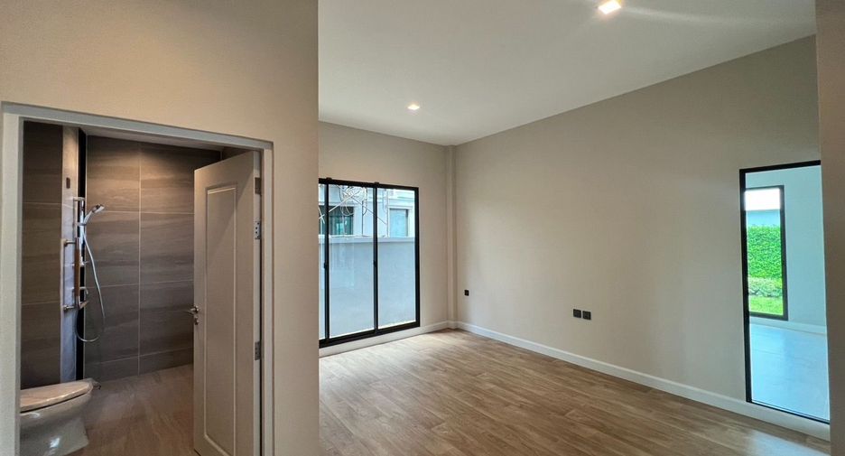 Casa en venta de 4 habitaciones en Khan Na Yao, Bangkok