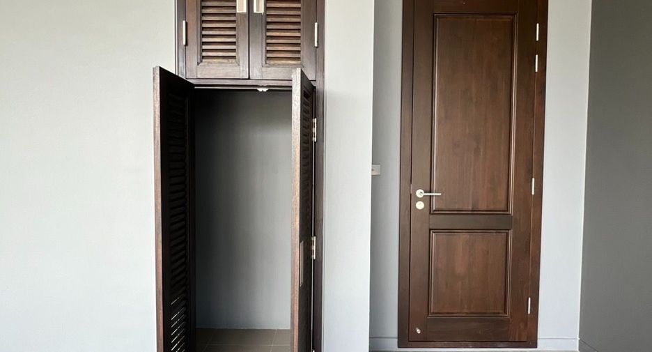 Casa en venta de 4 habitaciones en Khan Na Yao, Bangkok