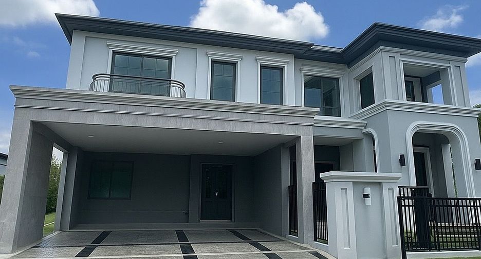 Casa en venta de 4 habitaciones en Khan Na Yao, Bangkok