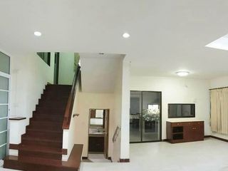 For sale 6 bed house in Mueang Chon Buri, Chonburi