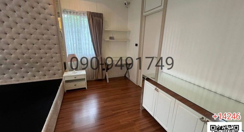 For rent 4 bedrooms house in Khlong Sam Wa, Bangkok