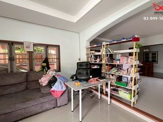 For sale 4 Beds house in Sam Khok, Pathum Thani