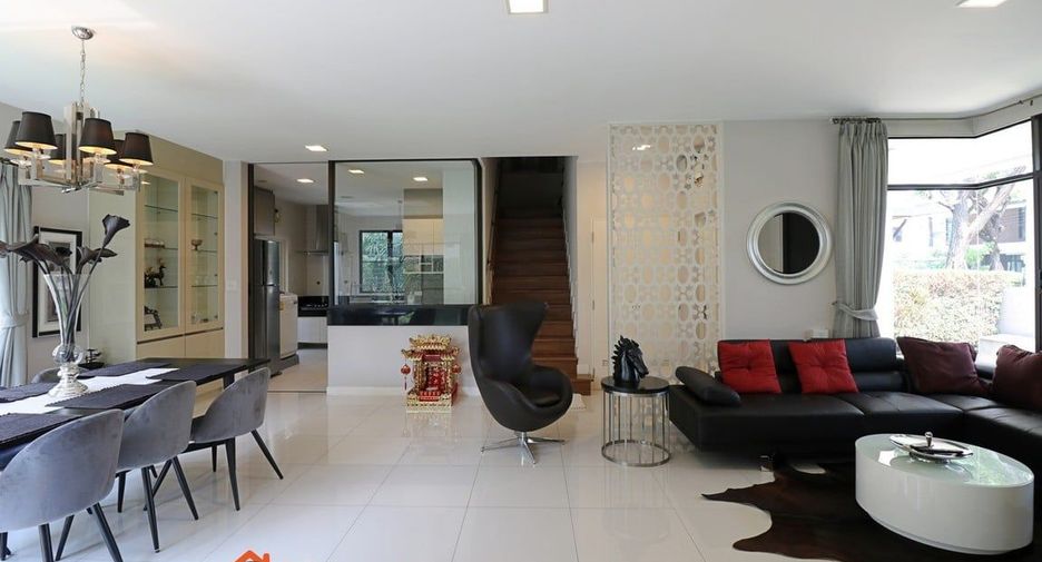 For sale 4 bedrooms house in Prawet, Bangkok