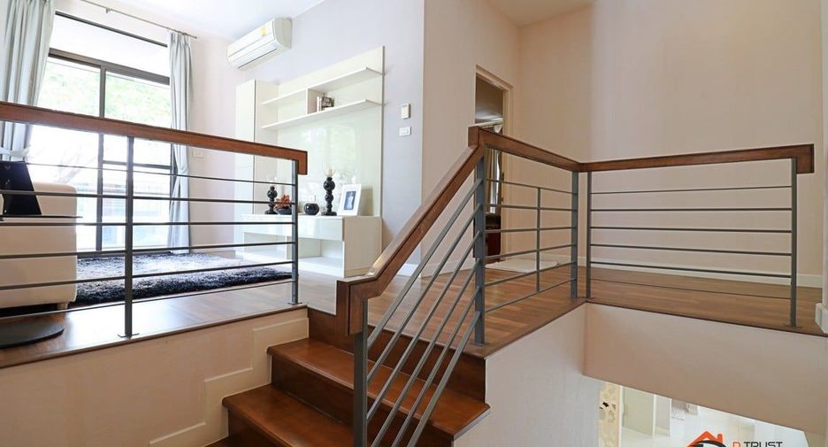For sale 4 bedrooms house in Prawet, Bangkok
