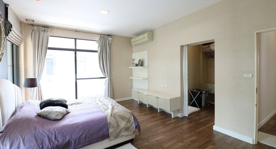 For sale 4 bedrooms house in Prawet, Bangkok