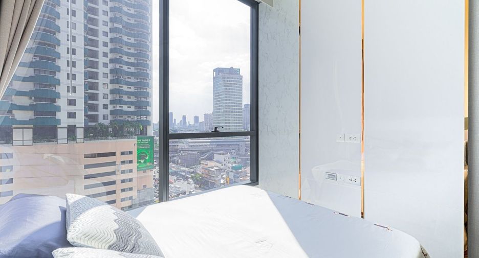 For sale 1 bed condo in Khlong Toei, Bangkok
