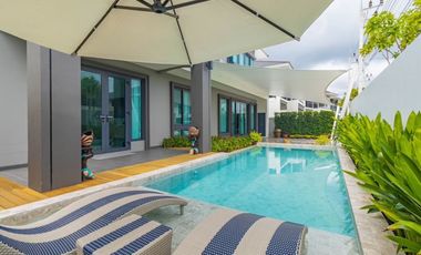For sale 4 bedrooms house in Mueang Phuket, Phuket