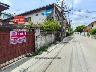 For sale 2 bed house in Wang Thonglang, Bangkok
