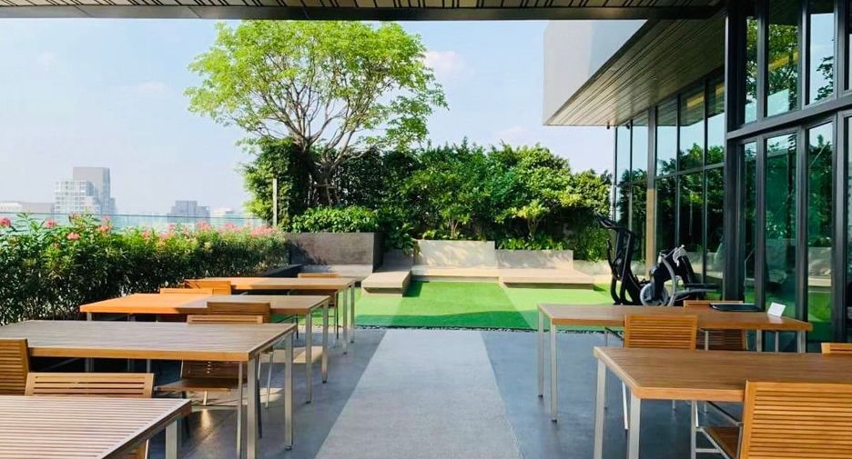 For sale 2 ベッドルーム condo in Watthana, Bangkok