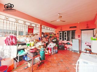 For sale 2 Beds townhouse in Mueang Nakhon Sawan, Nakhon Sawan