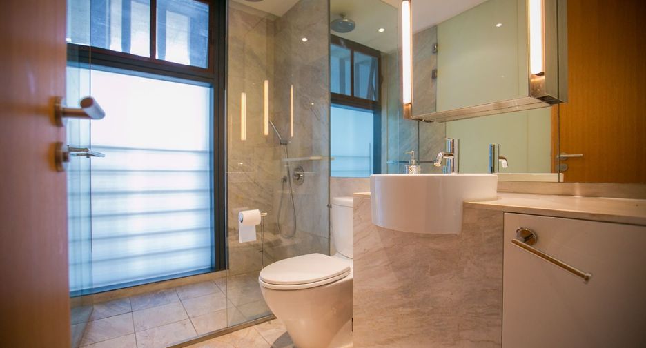 For sale 3 bedrooms condo in Sathon, Bangkok