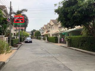 For sale 5 bed house in Bang Khen, Bangkok