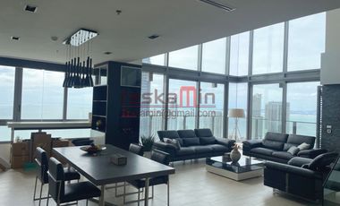 For rent 4 bed condo in North Pattaya, Pattaya