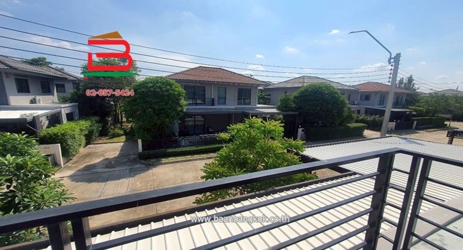 For sale 3 bedrooms house in Sai Mai, Bangkok
