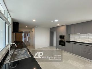 For rent 4 bed condo in Watthana, Bangkok