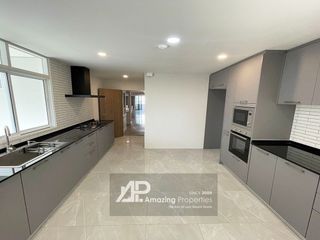 For rent 4 bed condo in Watthana, Bangkok