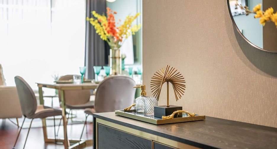 For rent 2 bedrooms condo in Watthana, Bangkok