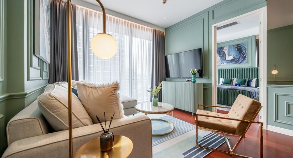 For rent 2 bedrooms condo in Watthana, Bangkok