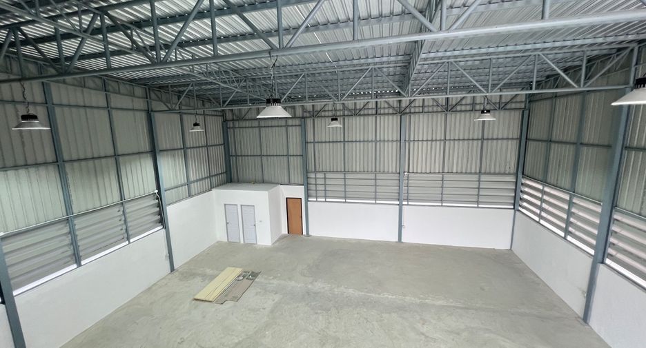 For rent 2 ベッドルーム warehouse in Lam Luk Ka, Pathum Thani