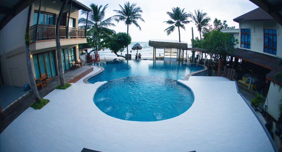 For sale 35 bedrooms hotel in Ko Chang, Trat
