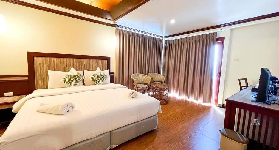 For sale 35 bedrooms hotel in Ko Chang, Trat