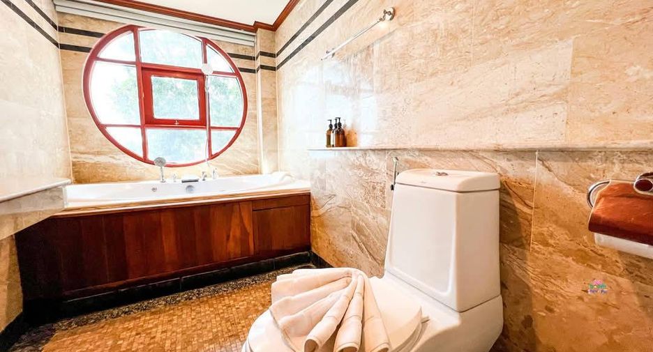 For sale 35 bedrooms hotel in Ko Chang, Trat