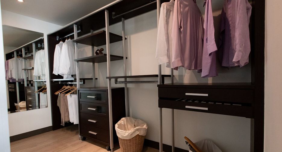 Wohnung zur Miete mit 3 Zimmer in Watthana, Bangkok
