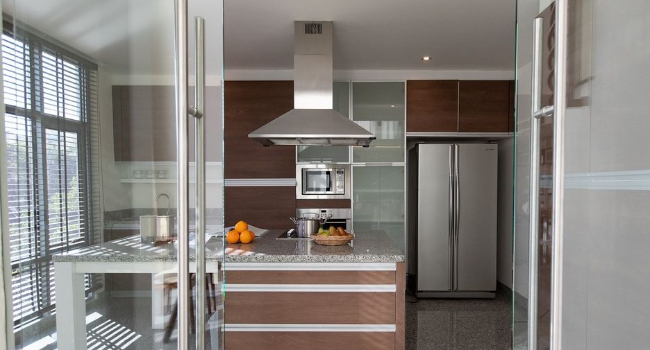 Wohnung zur Miete mit 2 Zimmer in Watthana, Bangkok