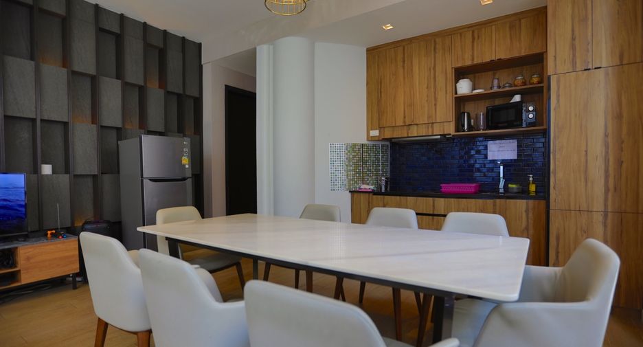 For sale 4 bedrooms house in South Pattaya, Pattaya