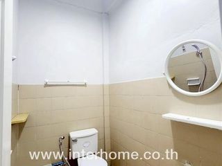 For sale 2 bed townhouse in Lam Luk Ka, Pathum Thani