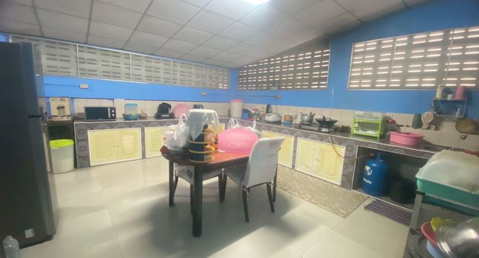 For sale 3 bedrooms house in Ban Bueng, Chonburi