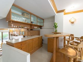 Casa adosada en alquiler de 3 habitaciones en Mueang Chiang Mai, Chiang Mai