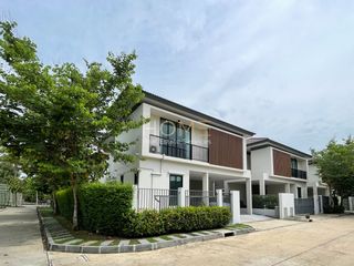 For sale 4 Beds house in Bang Khun Thian, Bangkok