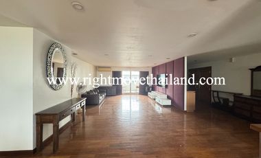 For rent 3 bedrooms condo in Watthana, Bangkok