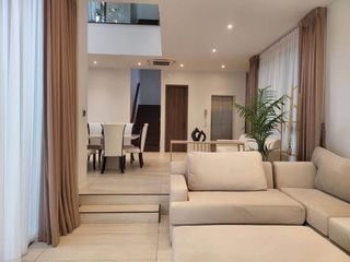 Haus zur Miete mit 4 Zimmer in Bang Kapi, Bangkok