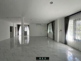 For rent そして for sale 4 Beds house in Wang Thonglang, Bangkok