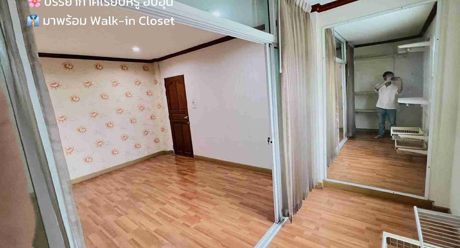 For sale 4 bedrooms house in Nong Khaem, Bangkok