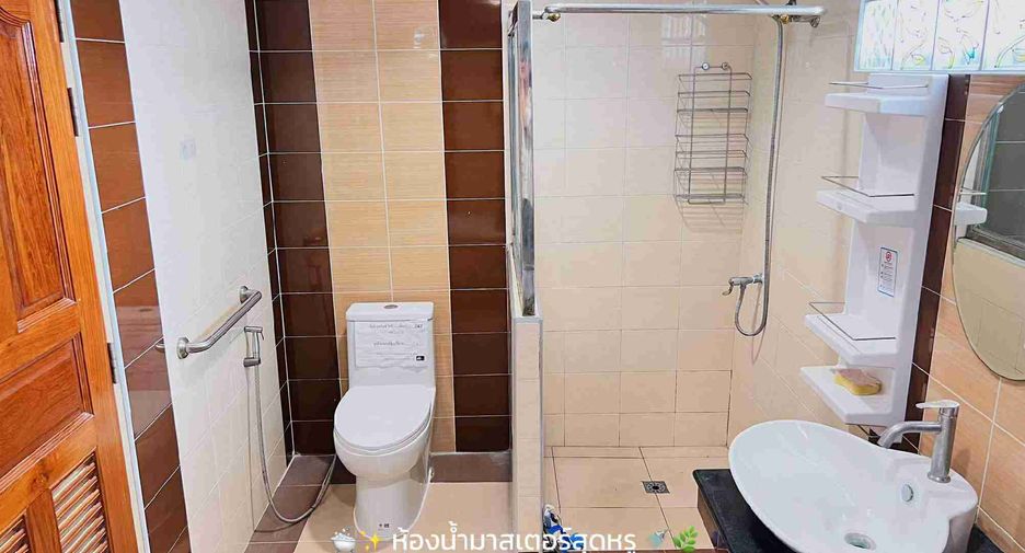 For sale 4 bedrooms house in Nong Khaem, Bangkok
