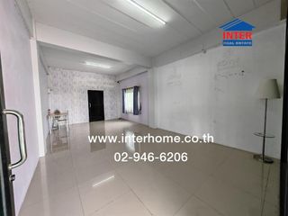 For sale 2 bed retail Space in Sam Phran, Nakhon Pathom