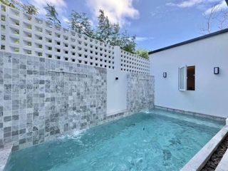 For rent and for sale 5 bed villa in Na Jomtien, Pattaya