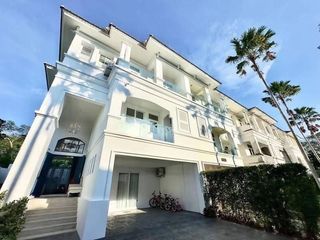 For rent and for sale 5 bed villa in Na Jomtien, Pattaya